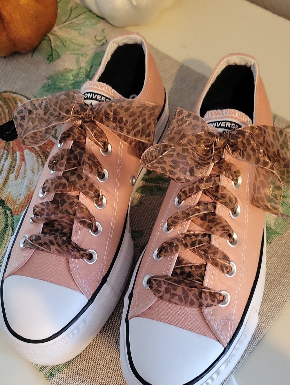 Converse Peach Low-Top Platform Sneakers with Leopard Laces NWOB